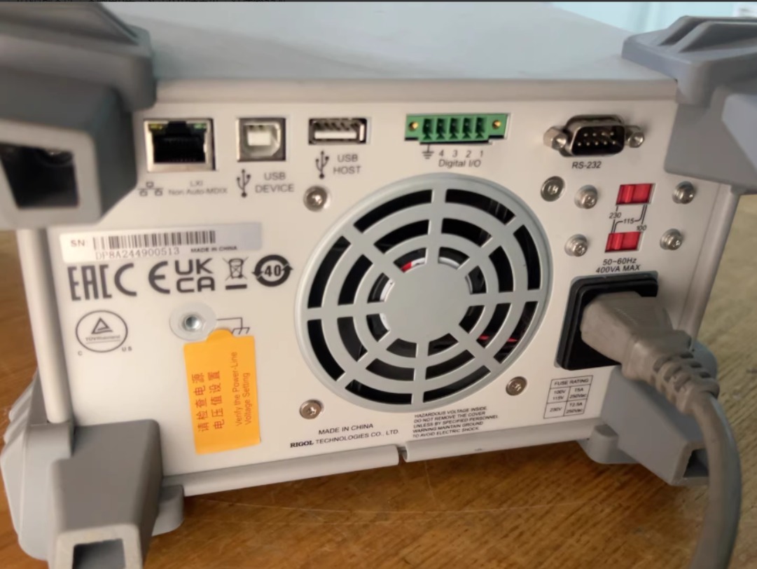 1pc Rigol DP831A Triple Output - Linear Dc Power Supply Triple Output recension och pris